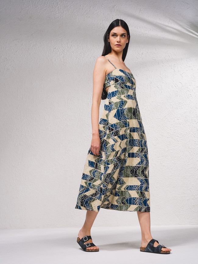 VESTIDO MIDI CON ESTAMPADO