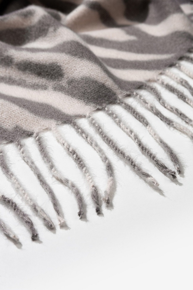 BUFANDA BASQUIAT - Imagen 2