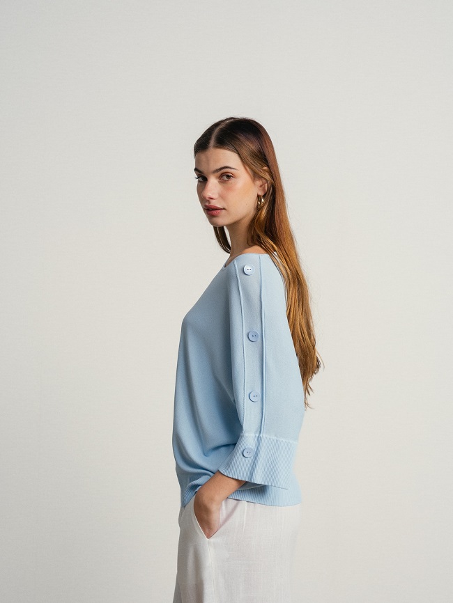 BLUSA CON BOTONES MANGAS - Imagen 5