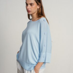 BLUSA CON BOTONES MANGAS